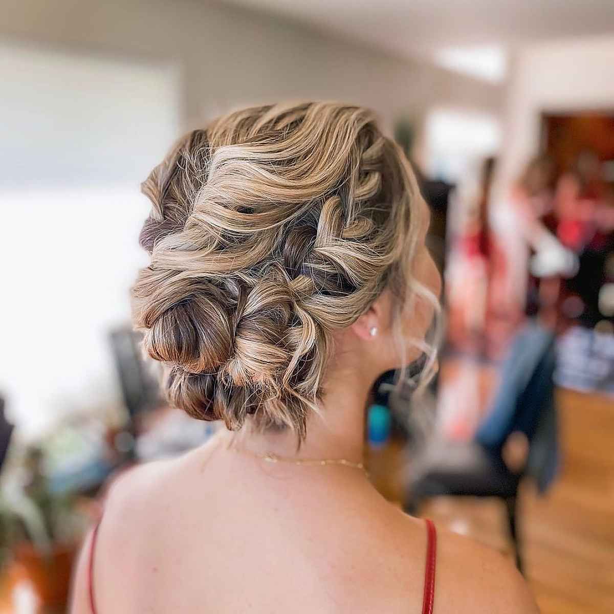 Collarbone Visual Idea — Graduation Updos 2027