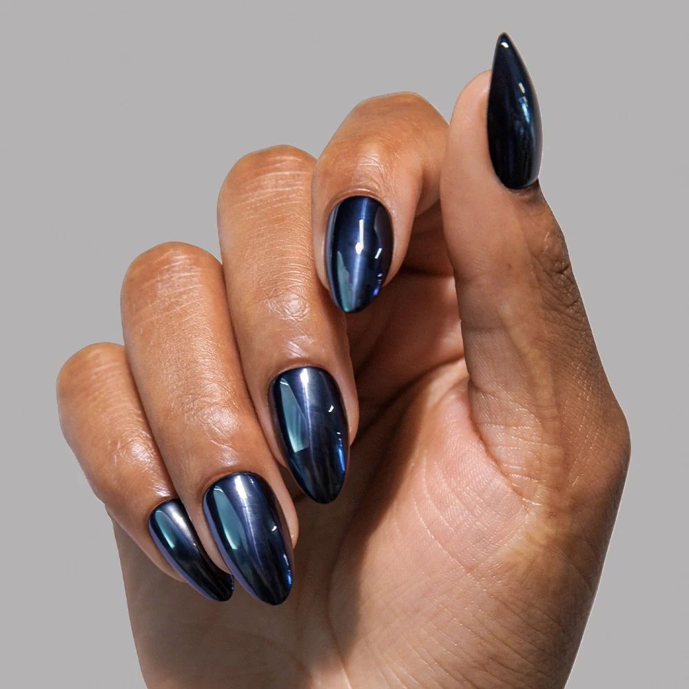Visual Idea — The Reflective Surface Captures Light Visual Idea — The Reflective Surface Captures Light — Dark Chrome Nails 2027