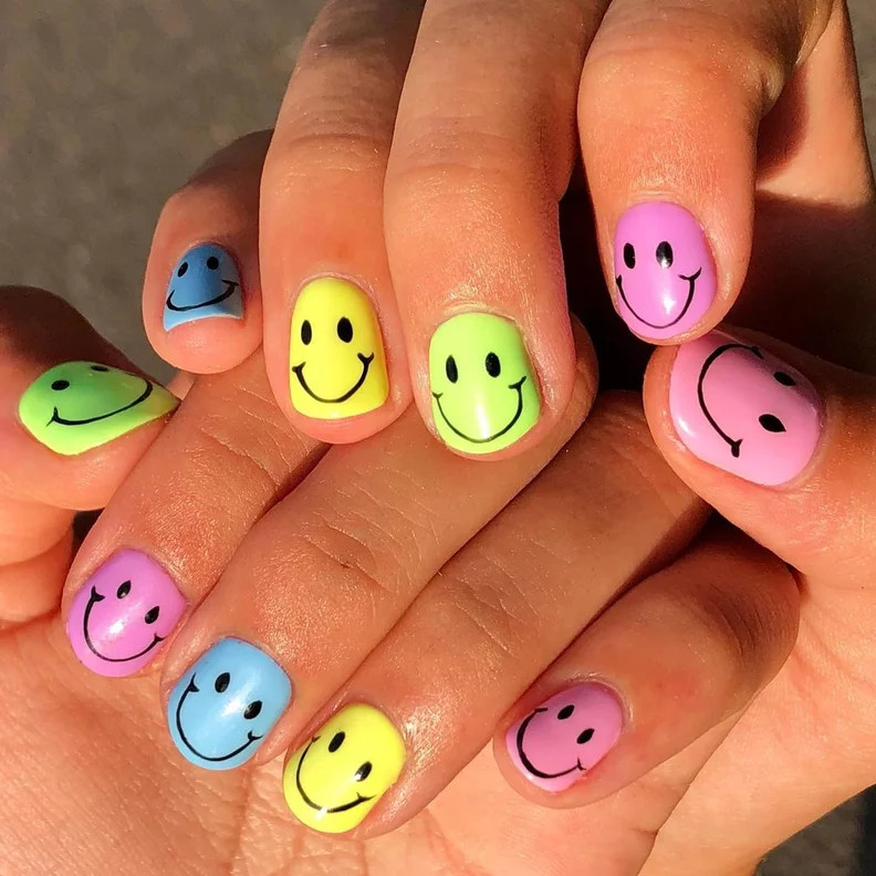 Smiley Faces On All Nails Visual Idea Smiley Faces On All Nails Visual Idea — Pink Smiley Face Nails 2027
