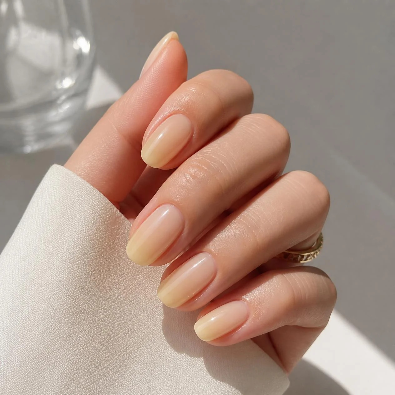 Short Oval Milky Nude Gloss Short Oval Milky Nude Gloss — Clean BB Cream Nails 2027