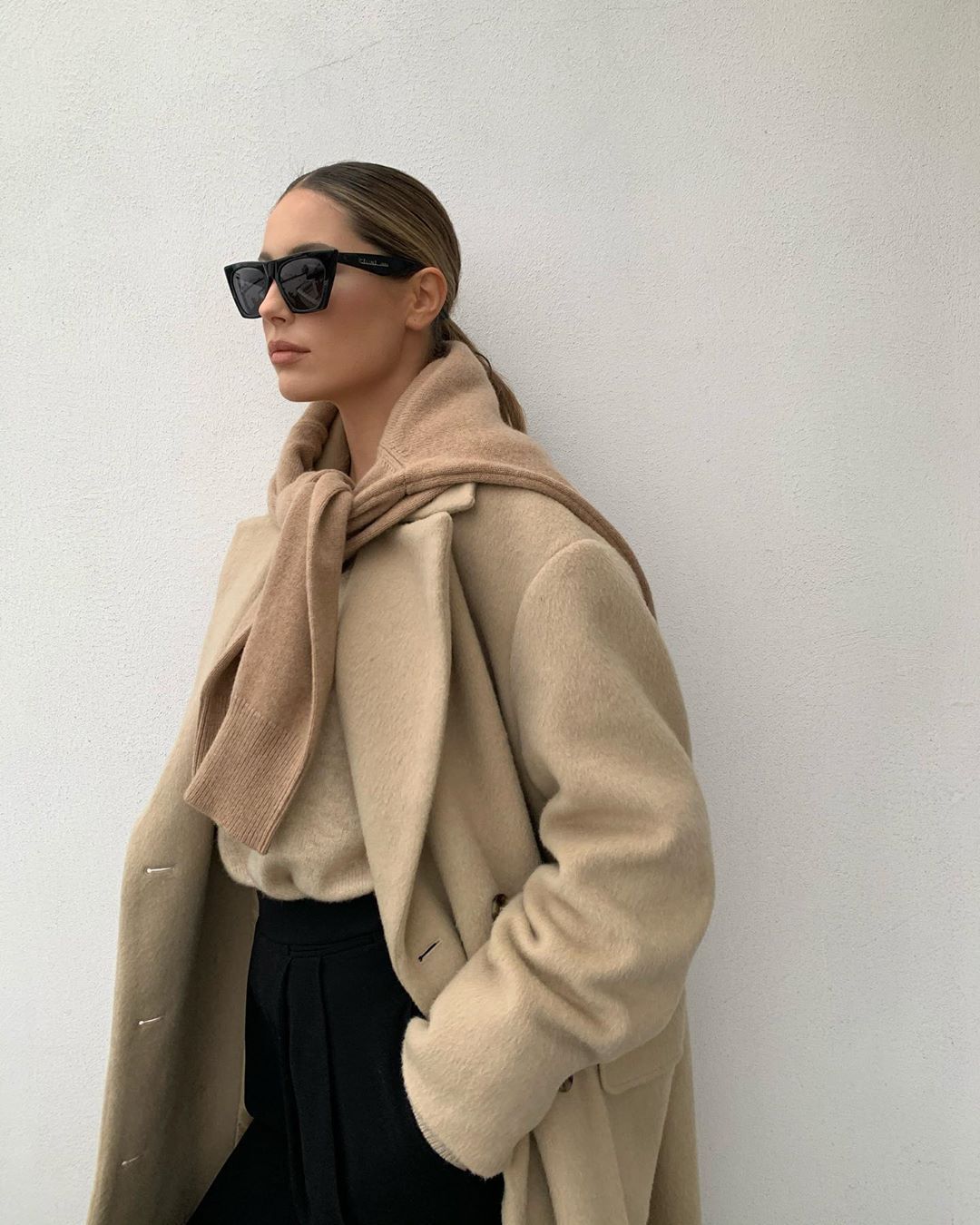Le Fashion: This Neutral Winter Outfit Caught Our Eye On Instagram