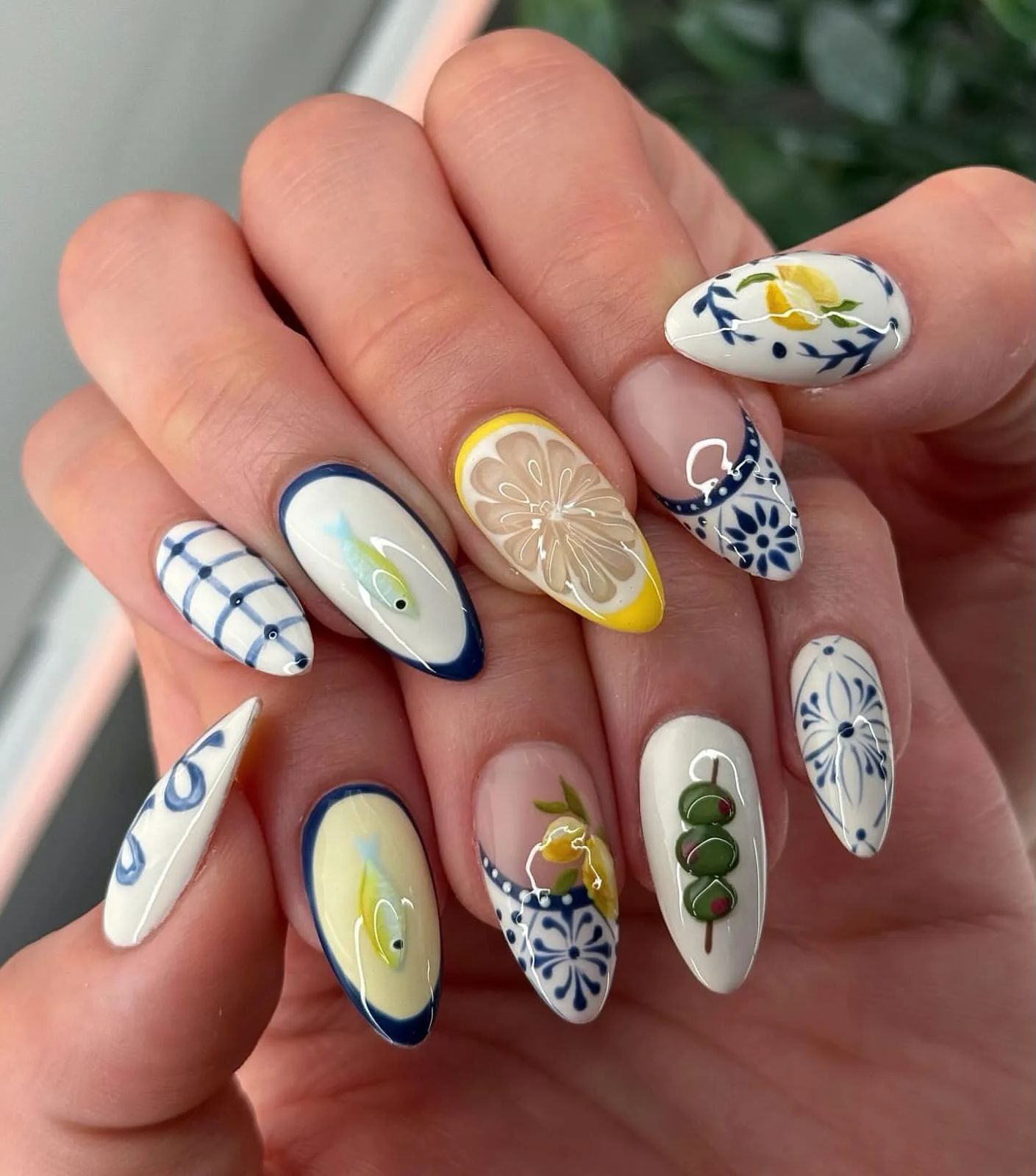 Medium Oval Mixed Motifs Nails Medium Oval Mixed Motifs Nails — Lemon Nails 2027