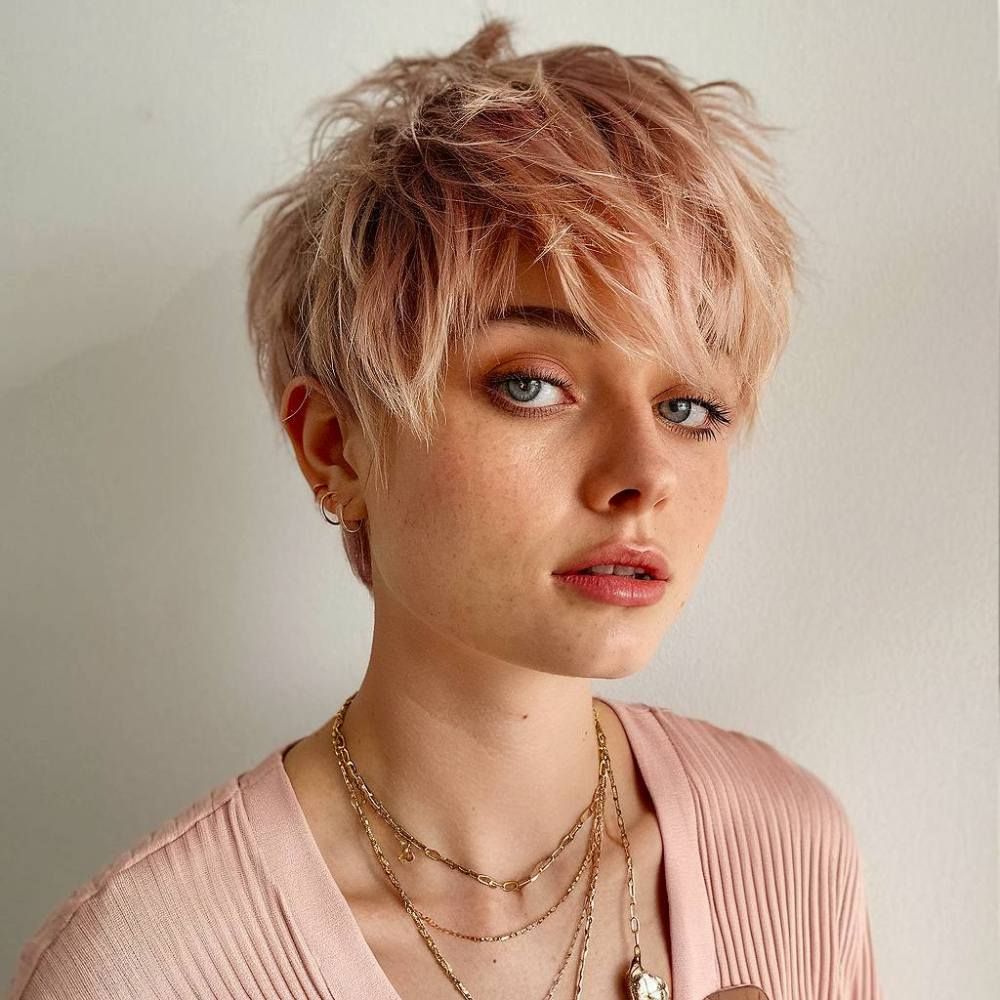 Pinkish Blonde Pixie With Soft Ombre Pinkish Blonde Pixie With Soft Ombre — Ombre Pixie 2027