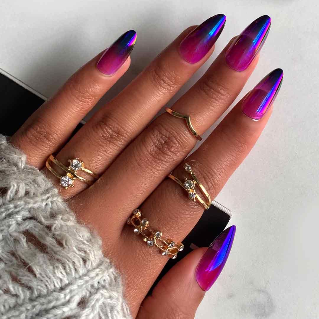 Iridescent Purple to Blue Chrome Almonds Iridescent Purple to Blue Chrome Almonds — Baddie Nails 2027