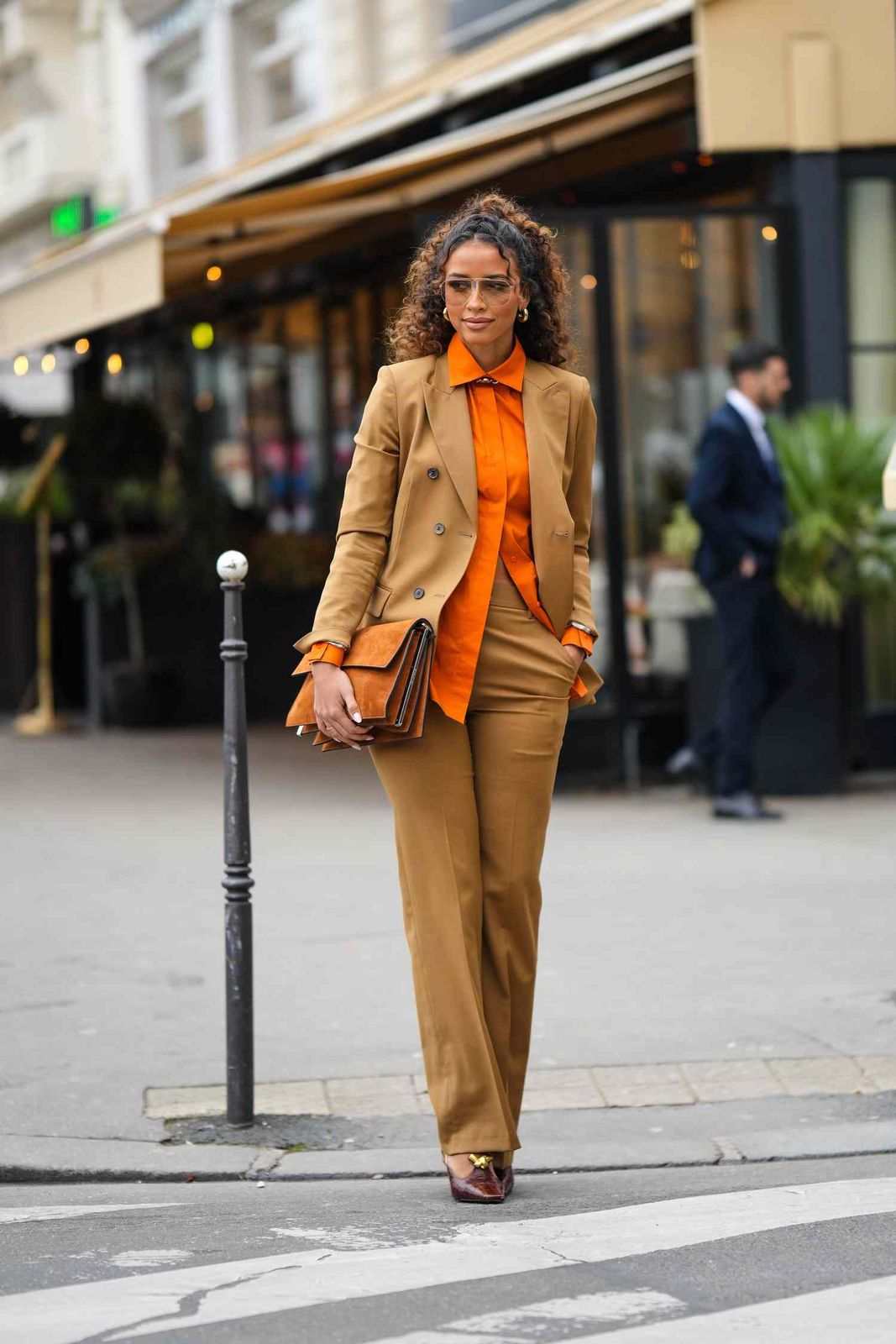 Camel Suit with Bright Shirt for a Business Casual Court Look Camel Suit with Bright Shirt for a Business Casual Court Look — Court Outfits 2027