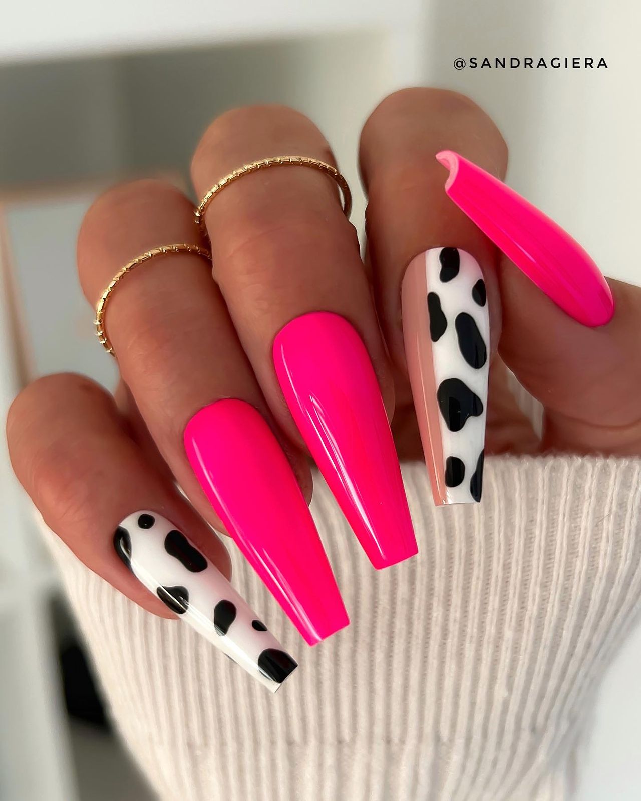 Hot Pink Cow Print Coffin Nails Hot Pink Cow Print Coffin Nails — Summer Coffin Nails 2027