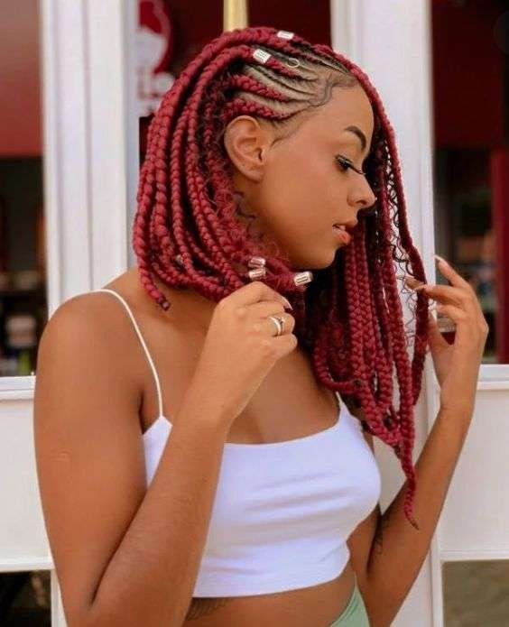 Chic Burgundy Bob With Metallic Beads Chic Burgundy Bob With Metallic Beads — Burgundy Knotless Braids 2027