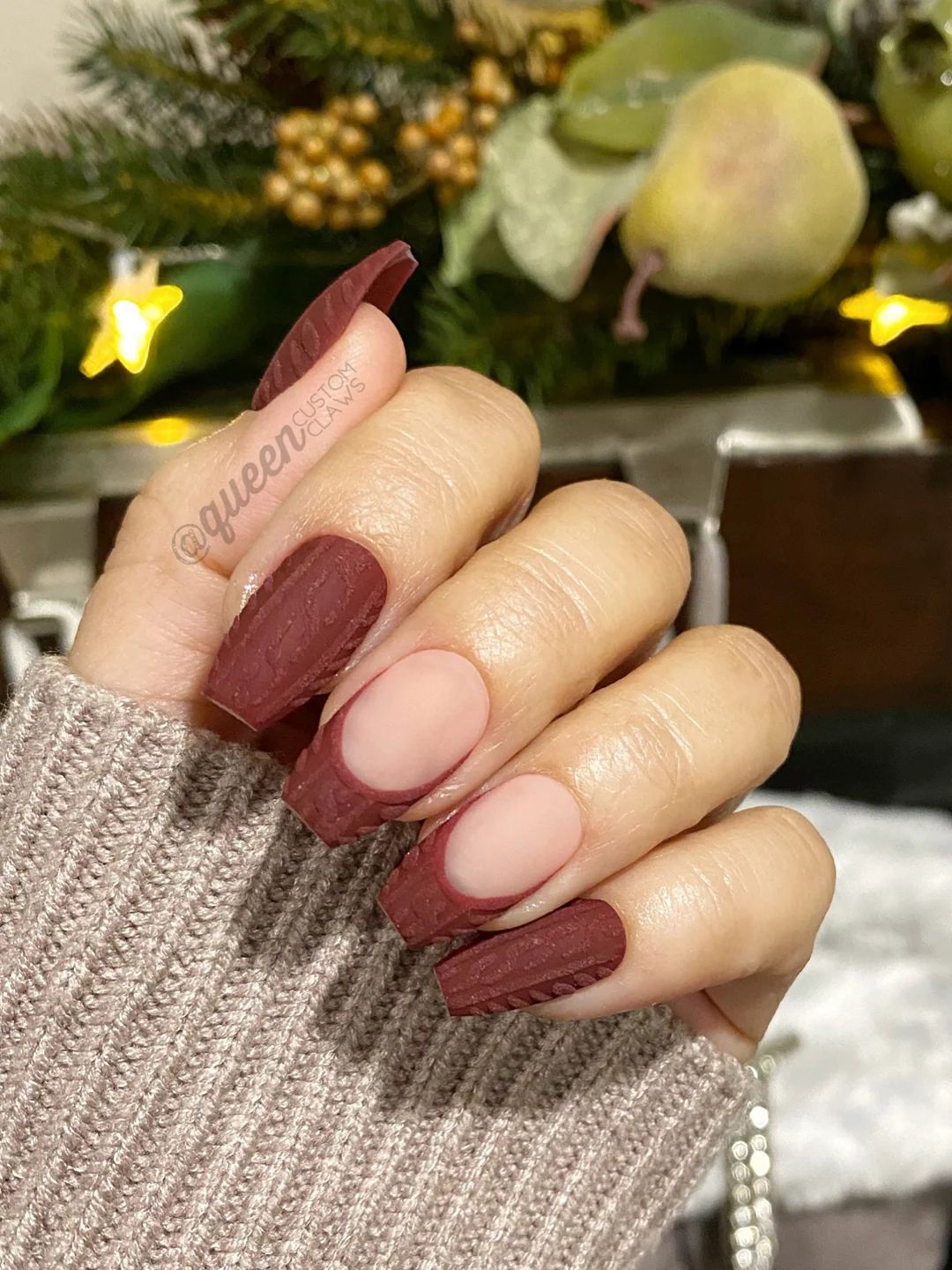 Burgundy French Tip Cable Knit Coffin Nails Burgundy French Tip Cable Knit Coffin Nails — Sweater Weather Nails 2027