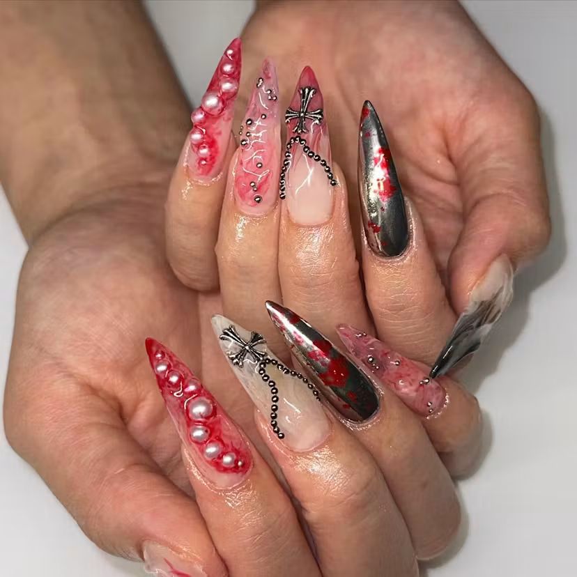 Jelly Red Pearls Chrome Chains Jelly Red Pearls Chrome Chains — Vampire Nails 2027