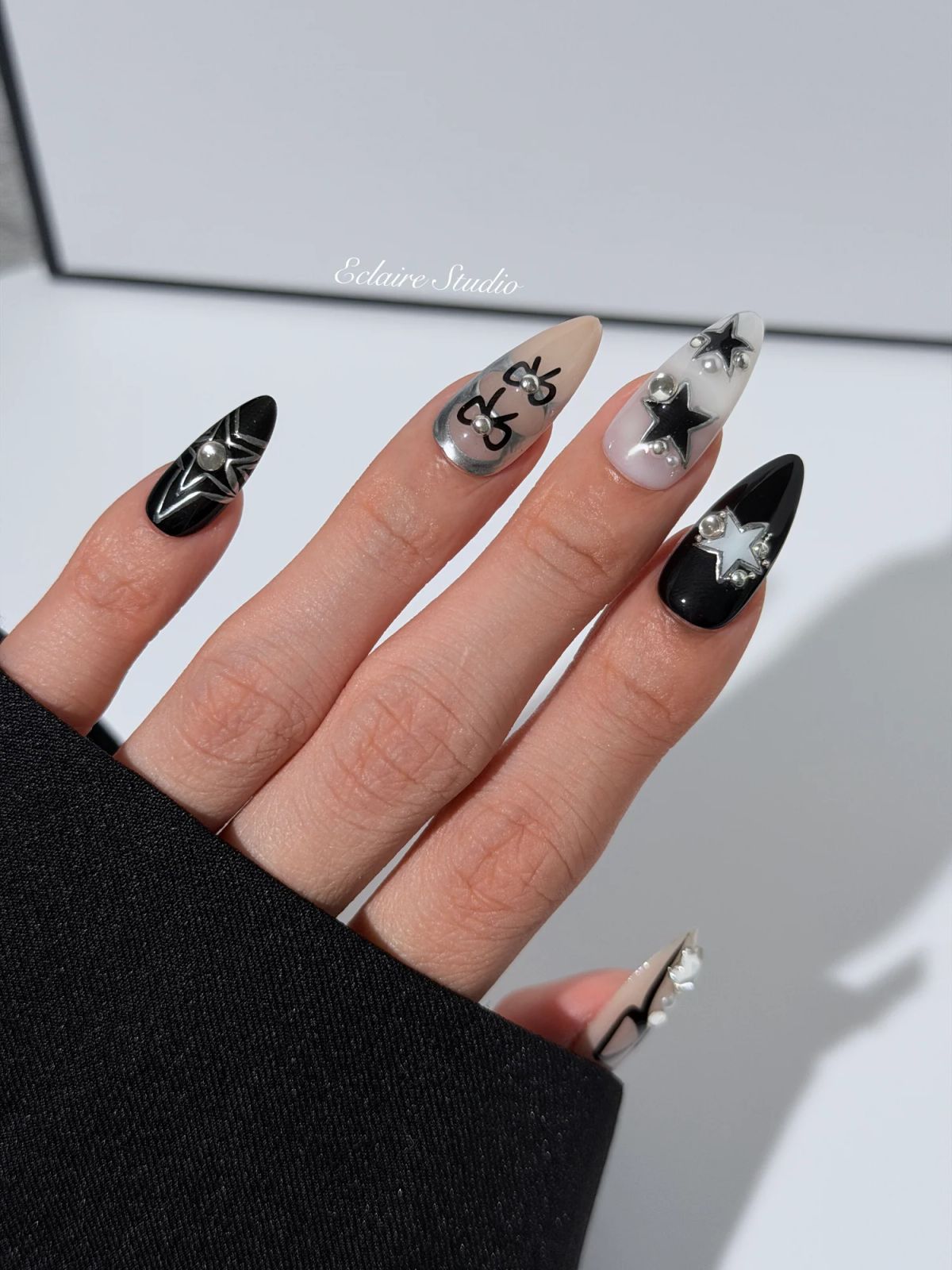 Graphic Black Bow Stiletto Nails — Black Bow Nails 2027