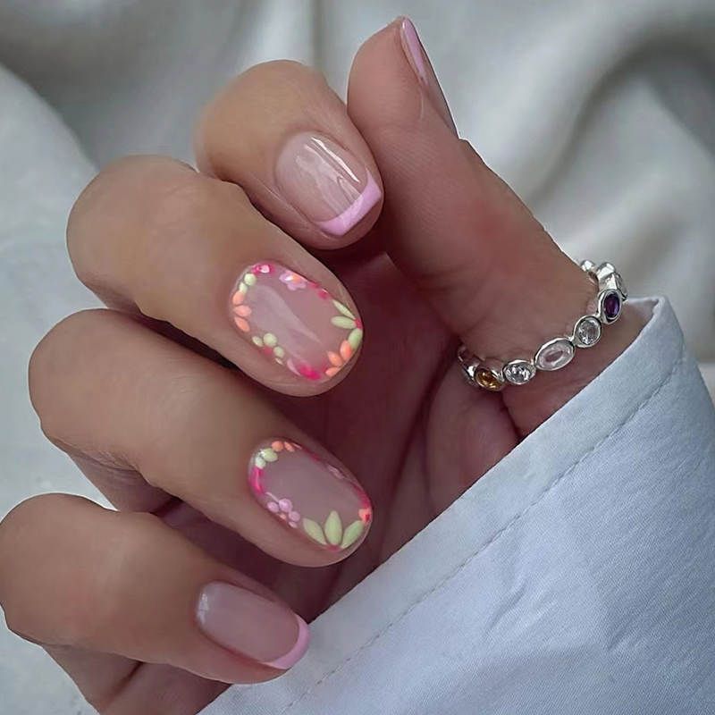 Glossy Visual Idea Glossy Visual Idea — Short Floral Nails 2027