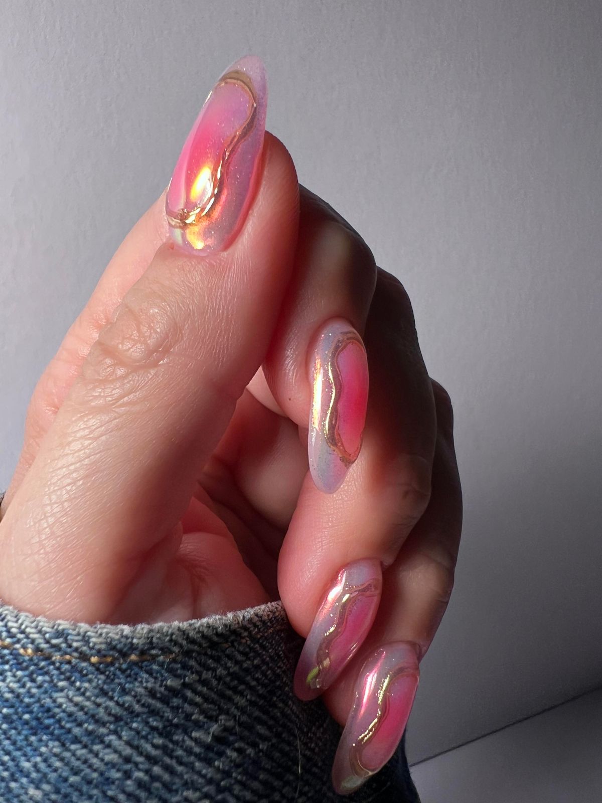Glossy Iridescent Pearl Aura Effect Visual Idea Glossy Iridescent Pearl Aura Effect Visual Idea — Pearl Aura Nails 2027