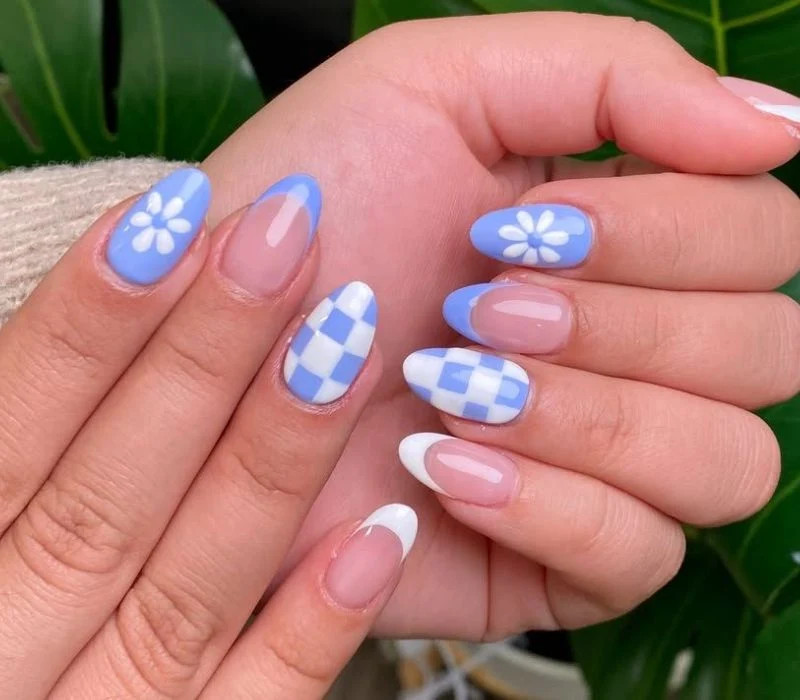 Light Blue White Checkered Short Oval Nails Light Blue White Checkered Short Oval Nails — Rainbow Checkered Nails 2027