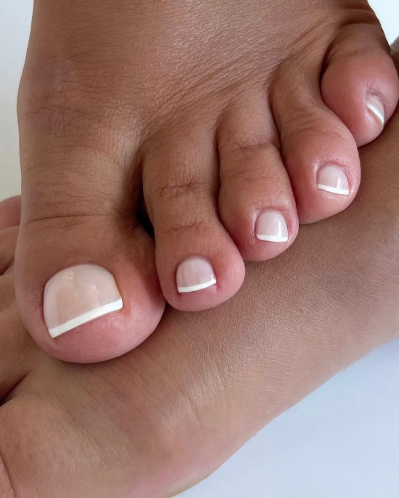 Glossy Visual Idea Glossy Visual Idea — Simple Toe Nails 2027