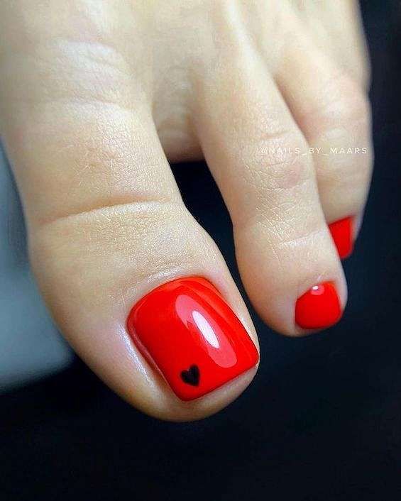 High Gloss Visual Idea High Gloss Visual Idea — Simple Toe Nails 2027
