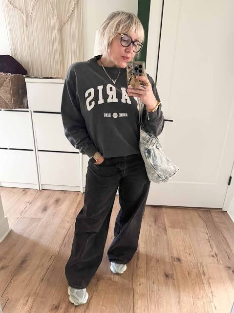 Urban Edge: Black Wide-Leg Jeans with Grey 9060s — New Balance 9060 Outfits 2027