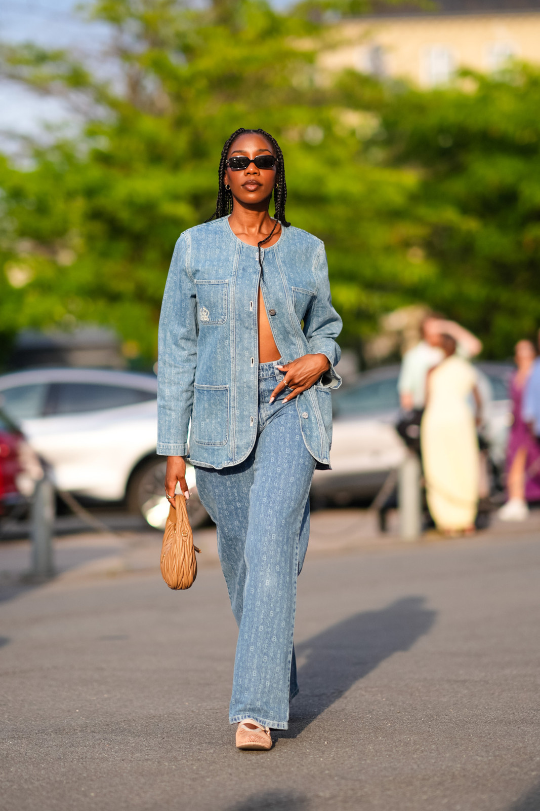 Cropped Denim Jacket with Light Wash Wide-Leg Jeans Cropped Denim Jacket with Light Wash Wide-Leg Jeans — Bootcut Jeans Outfits 2027 with Denim Jacket